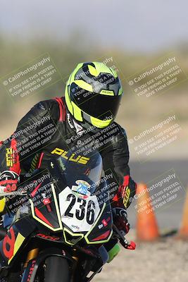 media/Nov-01-2025-CVMA (Sat) [[fc0f7531b8]]/Race 15- Formula 40 MW and LW/